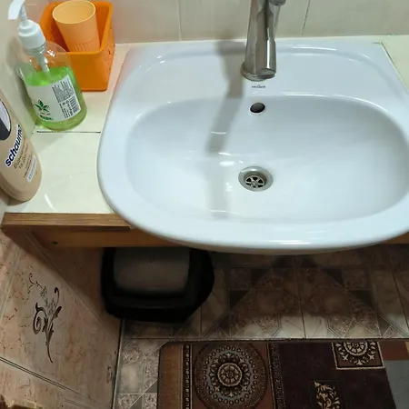 Apartment Max